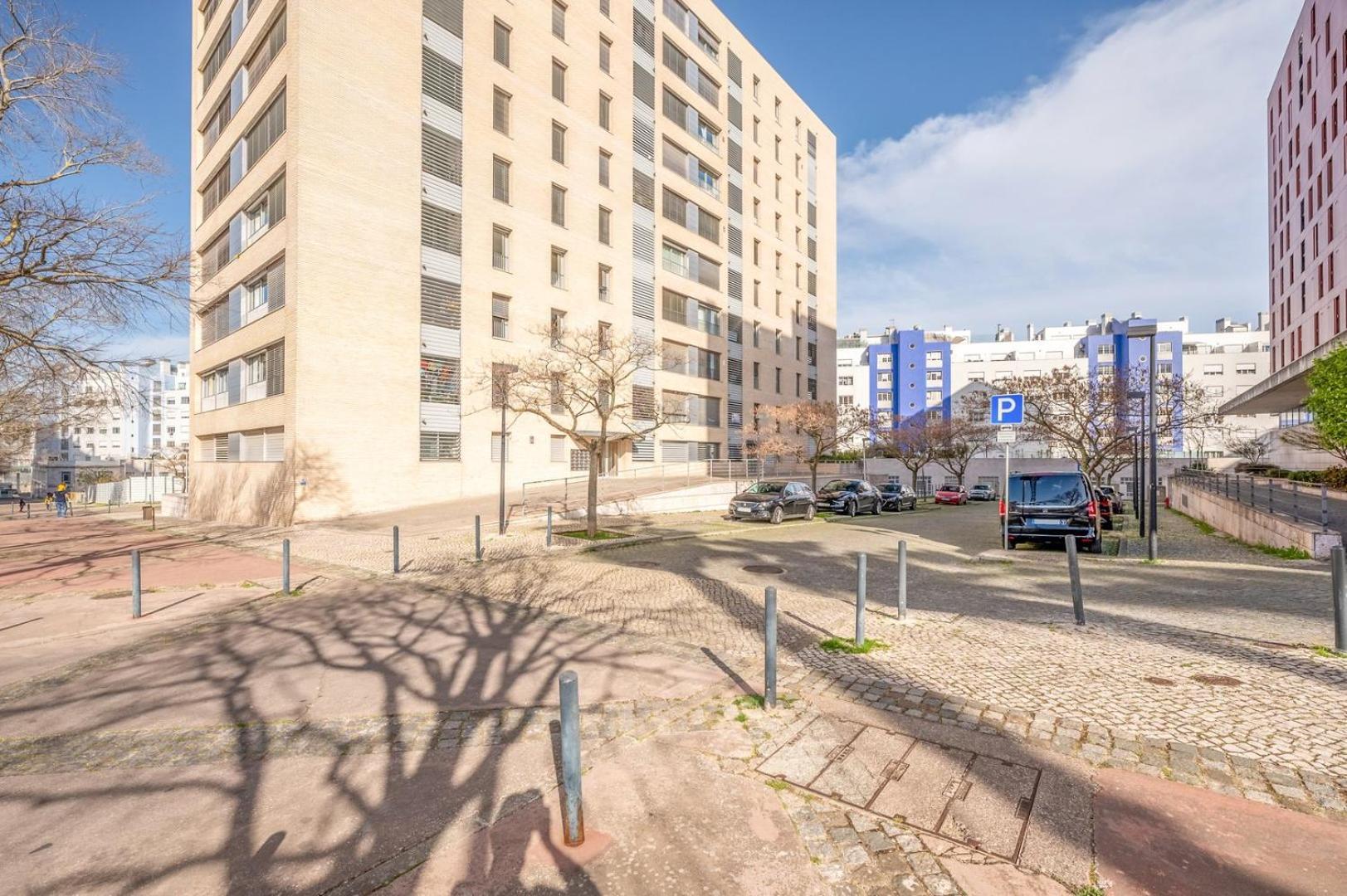 Guestready - Pedra Residence Near Marina Лиссабон Экстерьер фото